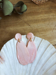 Ellie Earrings in Soft Pink
